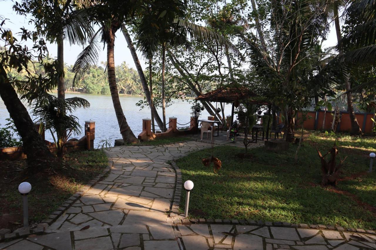 Greenchromide Homestays Mundrothuruth Ngoại thất bức ảnh