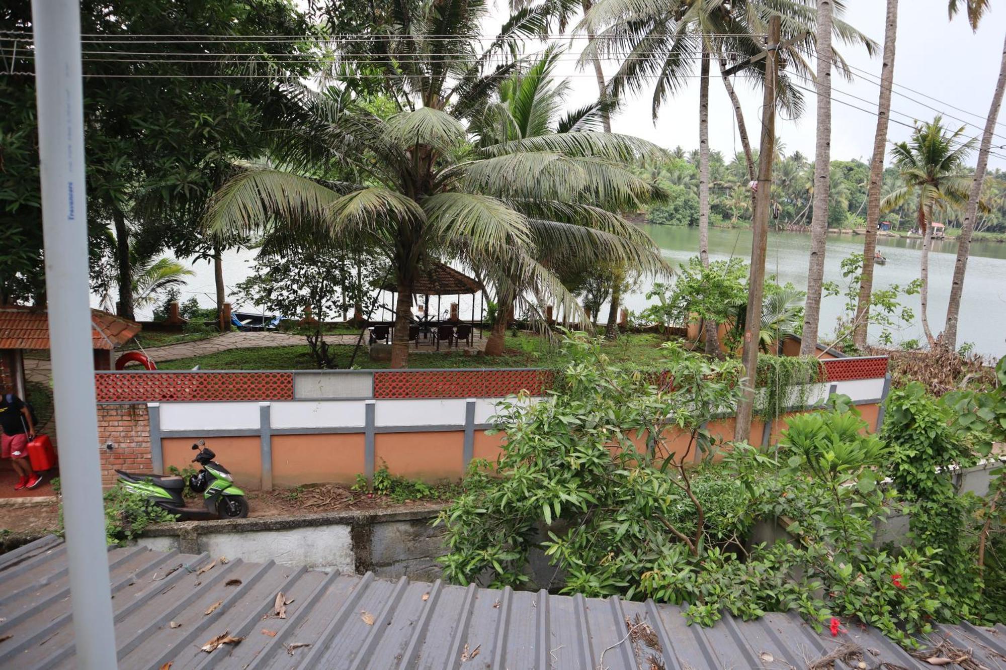 Greenchromide Homestays Mundrothuruth Ngoại thất bức ảnh